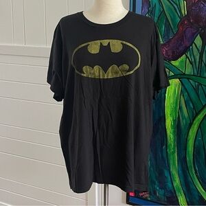 $10 SALE Batman Graphic Tee Distressed DC Comic Book Black Short Sleeve T-shirt